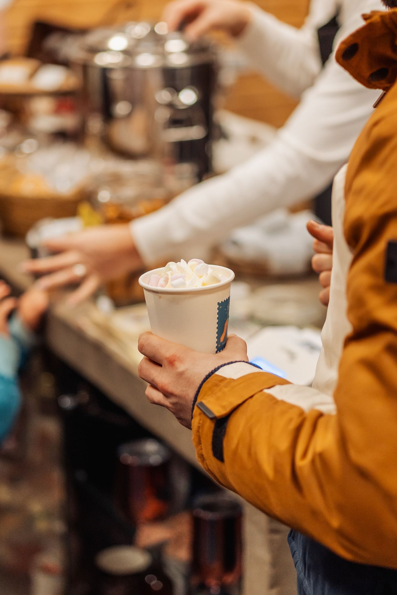 Karácsonyfaköszöntő a Varázsvölgyben 2025. november 30. 